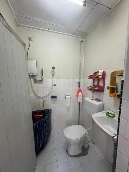 1-storey Terraced House for Sale in Taman Sri Pulai Perdana (Johor Bahru) - Daniel Yong - Bathroom - PropertyGuru.com.my