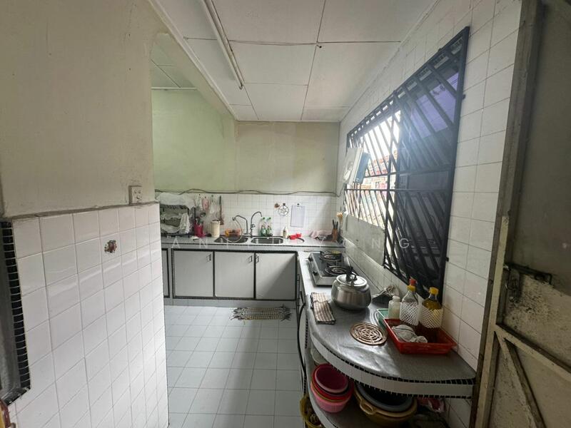 1-storey Terraced House for Sale in Taman Sri Pulai Perdana (Johor Bahru) - Daniel Yong - Kitchen - PropertyGuru.com.my