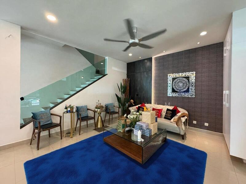 Setia Eco Park untuk Untuk Dijual - RM 2,350,000, Mac 2026 - Living Room - PropertyGuru.com.my
