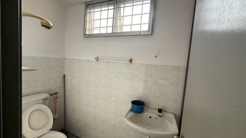 Apartment for Sale at Pangsapuri Kasturi Tiara - Polly Lew - Bathroom - PropertyGuru.com.my