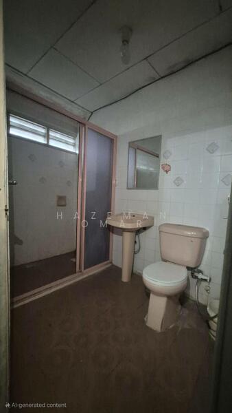 2-storey Terraced House for Sale in Ampang (Selangor) - Hazeman Omar - Bathroom - PropertyGuru.com.my