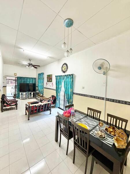 1-storey Terraced House for Sale in Kangkar Pulai (Skudai) - Leo Lee BH - Living Room - PropertyGuru.com.my