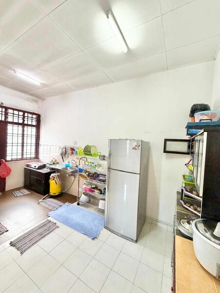 1-storey Terraced House for Sale in Kangkar Pulai (Skudai) - Vincy Sia - Kitchen - PropertyGuru.com.my