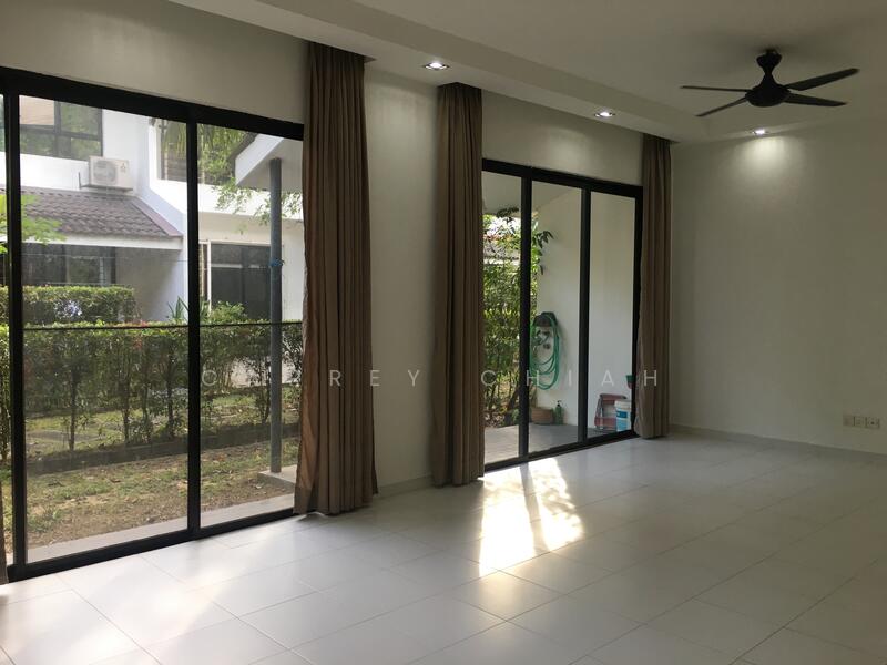 2-storey Terraced House for Sale in Puchong (Selangor) - Carrey Chiah - Living Room - PropertyGuru.com.my