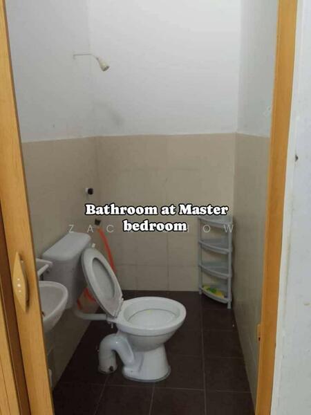 2-storey Terraced House for Sale in Taman Scientex Pasir Gudang (Pasir Gudang) - Zack Chow - Bathroom - PropertyGuru.com.my