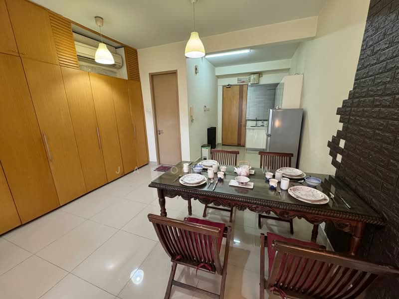 Oasis Ara Damansara untuk Untuk Disewa - RM 1,799 /bulan, Feb 2026 - Dining Room - PropertyGuru.com.my