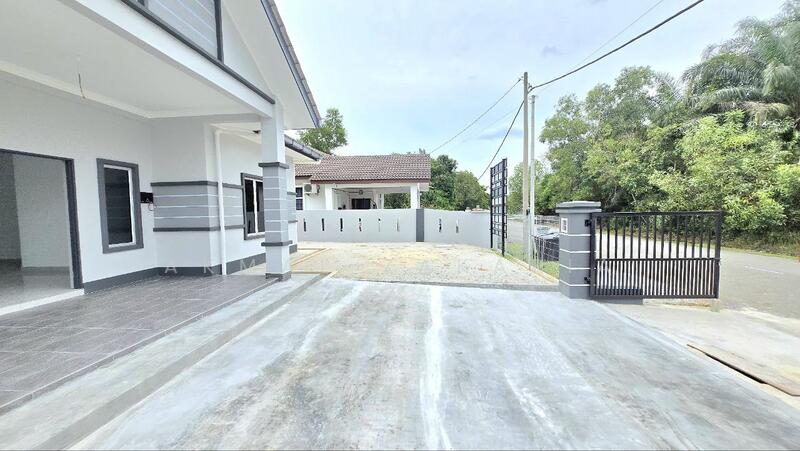 Bungalow for Sale in Mahkota Hills (Lenggeng) - Akmal Zakaria - PropertyGuru.com.my