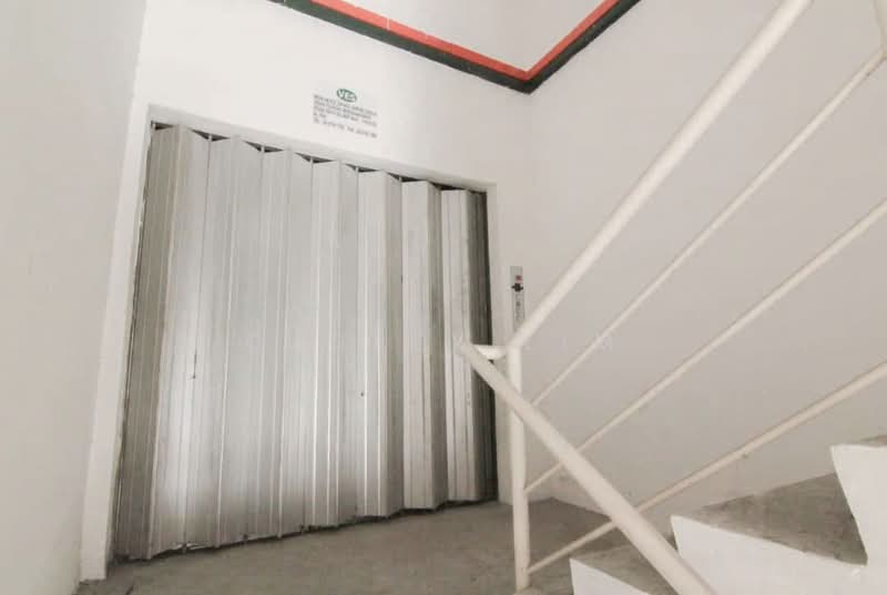 Factory for Sale in Kapar (Selangor) - Cassey Lim - Corridor - PropertyGuru.com.my