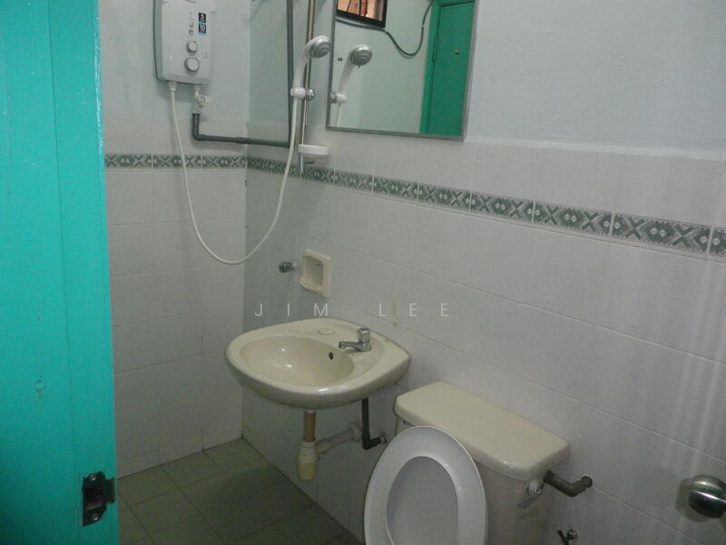 2-storey Terraced House for Sale in Shah Alam (Selangor) - Jim Lee - Bathroom - PropertyGuru.com.my