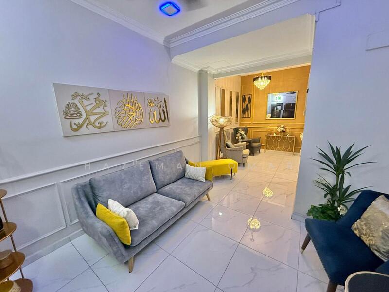 2-storey Terraced House for Sale in Klang (Selangor) - Hazeman Omar - Living Room - PropertyGuru.com.my