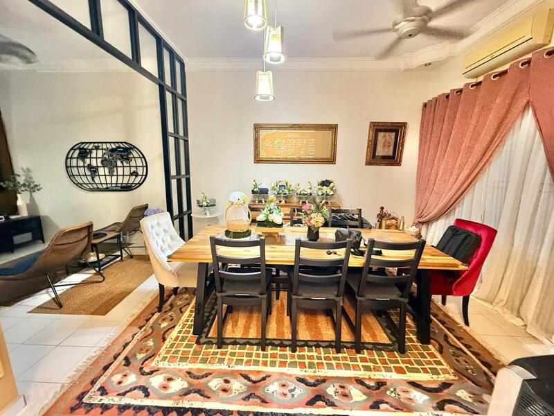2-storey Terraced House for Sale in Klang (Selangor) - Hazeman Omar - Dining Room - PropertyGuru.com.my