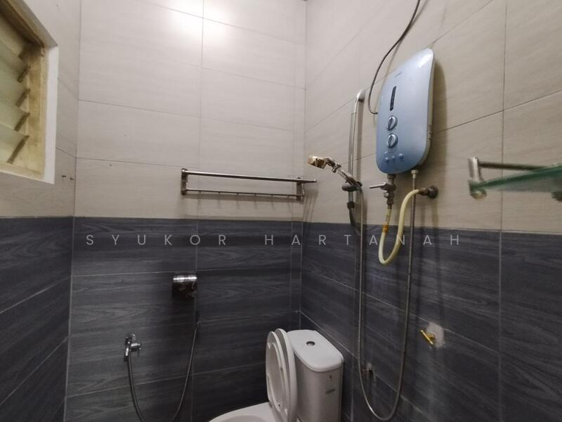 Bandar Nusa Rhu Seksyen U10 Shah Alam untuk Untuk Dijual - RM 590,000, Feb 2026 - Bathroom - PropertyGuru.com.my