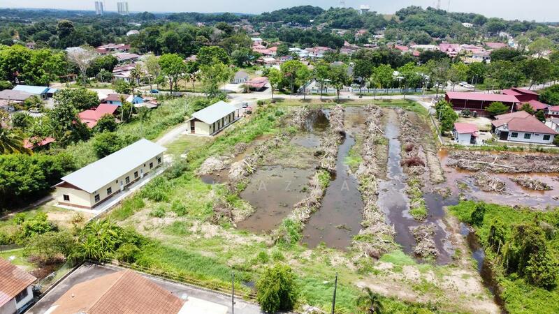 (Tepi Jalan Besar, Freehold MCL) Tanah Pembangunan 2.02 Ekar di Kg Duyong, Melaka untuk Untuk Dijual - RM 1,323,765, Feb 2026 - Exterior - PropertyGuru.com.my