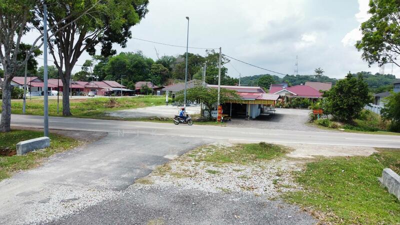 (Tepi Jalan Besar, Freehold MCL) Tanah Pembangunan 2.02 Ekar di Kg Duyong, Melaka untuk Untuk Dijual - RM 1,323,765, Feb 2026 - Exterior - PropertyGuru.com.my