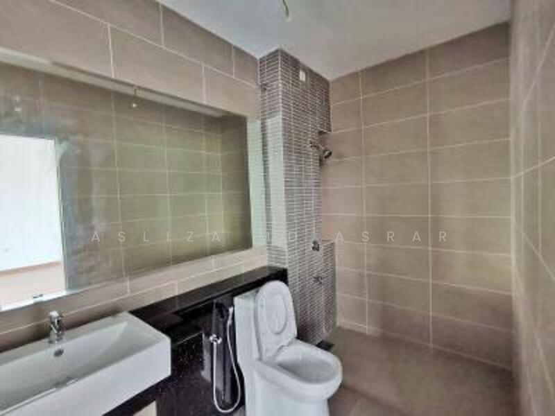 2-storey Terraced House for Sale in Denai Alam (Shah Alam) - Asliza Md Asrar - Bathroom - PropertyGuru.com.my