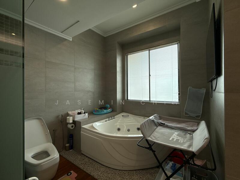 Bungalow House for Sale in Taman Rainbow (Batu) - Jasemin Chia - Bathroom - PropertyGuru.com.my