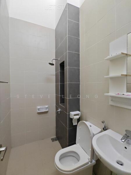 Cluster House for Sale in Setia Utama (Setia Alam) - Steve Leong . - Bathroom - PropertyGuru.com.my
