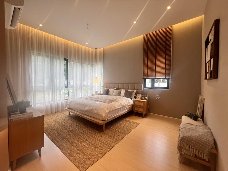 Semi-Detached House for Sale in Taman Bukit Serdang (Seri Kembangan) - Hazel Mong - Bedroom - PropertyGuru.com.my