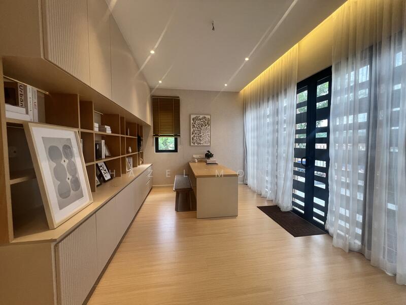 Semi-Detached House for Sale in Taman Bukit Serdang (Seri Kembangan) - Hazel Mong - Study - PropertyGuru.com.my