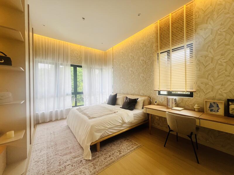 Semi-Detached House for Sale in Taman Bukit Serdang (Seri Kembangan) - Hazel Mong - Bedroom - PropertyGuru.com.my