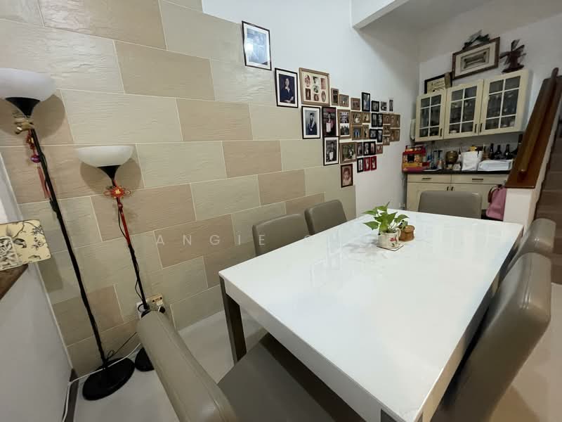 Townhouse for Sale in Sunway Damansara (Kota Damansara) - Angie Chai - Dining Room - PropertyGuru.com.my