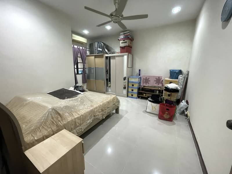 Townhouse for Sale in Sunway Damansara (Kota Damansara) - Angie Chai - Bedroom - PropertyGuru.com.my