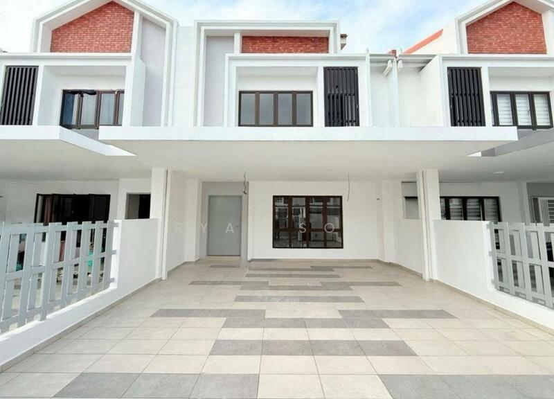 2-storey Terraced House for Sale in Setia Utama (Setia Alam) - Ryan Soo - Exterior - PropertyGuru.com.my