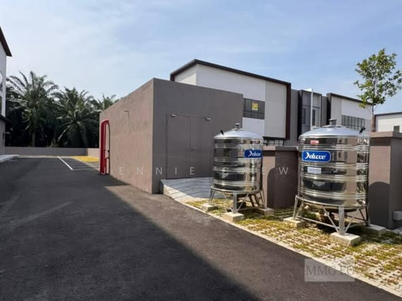 Factory for Rent in Taman Perindustrian Air Hitam (Klang) - Jennie Chew - Exterior - PropertyGuru.com.my