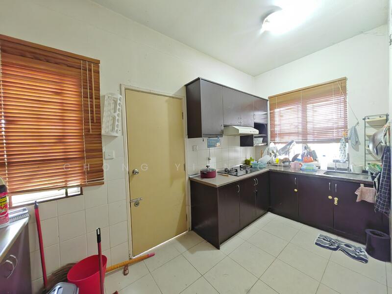 2-storey Terraced House for Sale in Shah Alam (Selangor) - Chong Yien Chin - Kitchen - PropertyGuru.com.my