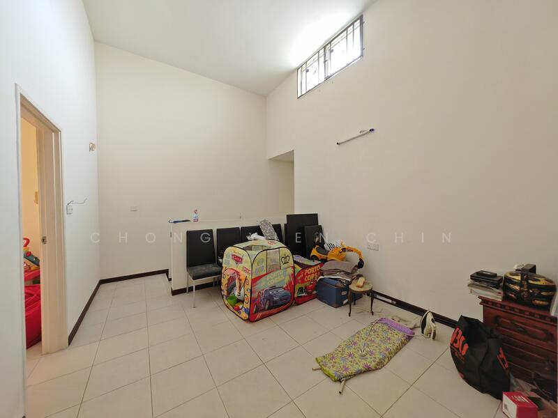 2-storey Terraced House for Sale in Shah Alam (Selangor) - Chong Yien Chin - Living Room - PropertyGuru.com.my
