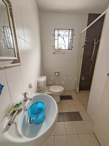 2-storey Terraced House for Sale in Shah Alam (Selangor) - Chong Yien Chin - Bathroom - PropertyGuru.com.my