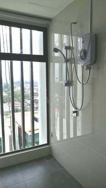 Service Residence for Sale at Southkey Mosaic - Celene Chan - Bathroom - PropertyGuru.com.my