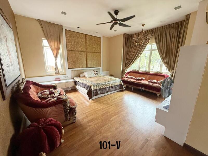 Bungalow for Sale in Setia Alam (Selangor) - Cassey Lim - PropertyGuru.com.my