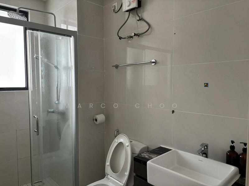 Condominium for Sale at Bay Point @ Country Garden Danga Bay - Marco Choo - Bathroom - PropertyGuru.com.my