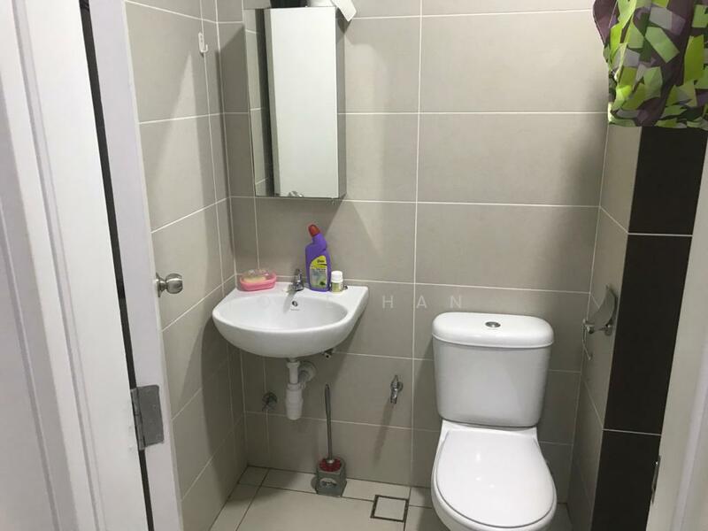 Condominium for Rent at Ceria Residences, Cyberjaya - Yoke Han - Bathroom - PropertyGuru.com.my