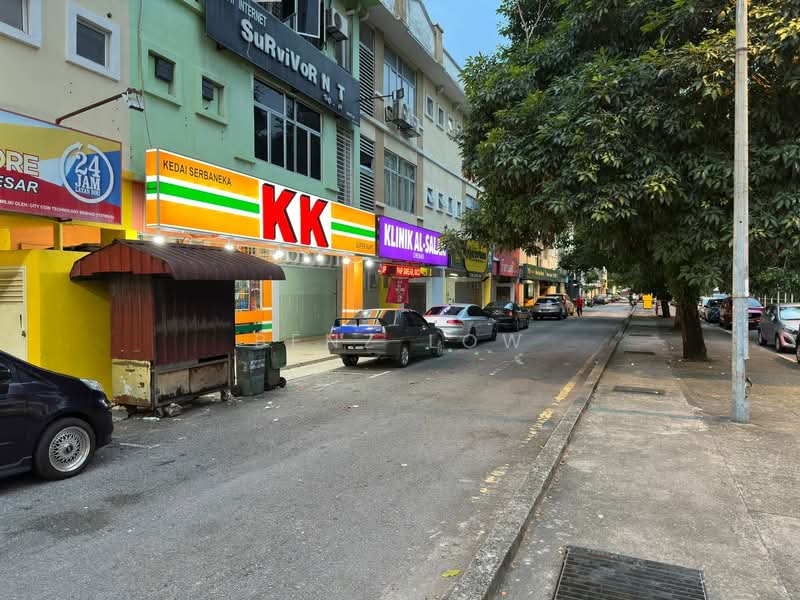 Shop / Office for Rent in Cheras (Selangor) - Benz Low - Exterior - PropertyGuru.com.my