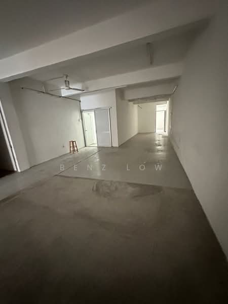 Shop / Office for Rent in Cheras (Selangor) - Benz Low - Interior - PropertyGuru.com.my