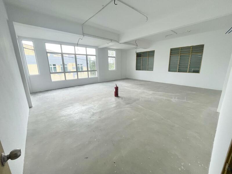 Shop for Sale in Kampung Bukit Pak Sabah (Kuala Dungun) - Muhammad Najmi - Interior - PropertyGuru.com.my