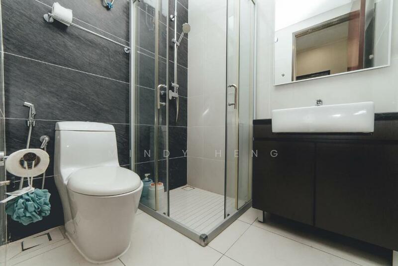 Condominium for Rent at Bay Laurel @ Country Garden Danga Bay - Mindy Heng - Bathroom - PropertyGuru.com.my