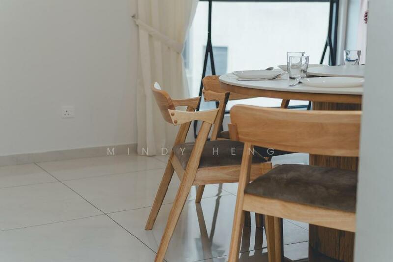 Condominium for Rent at Bay Laurel @ Country Garden Danga Bay - Mindy Heng - Dining Room - PropertyGuru.com.my