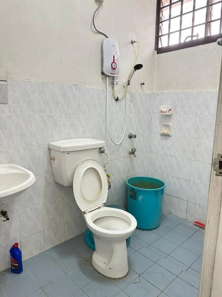 Impian Emas Impians Emas untuk Untuk Disewa - RM 1,900 /bulan, Feb 2026 - Bathroom - PropertyGuru.com.my