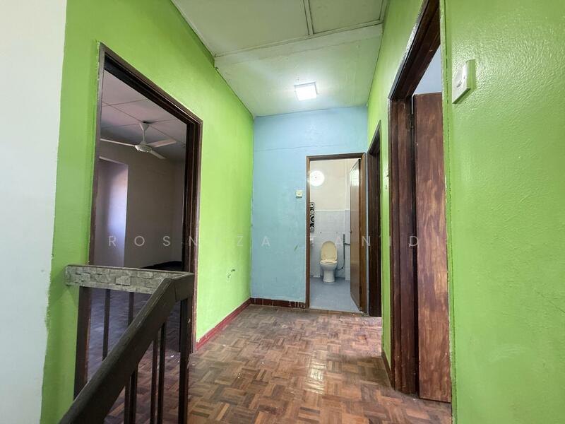 2-storey Terraced House for Sale in Kajang (Selangor) - Rosniza Tanidi - Corridor - PropertyGuru.com.my