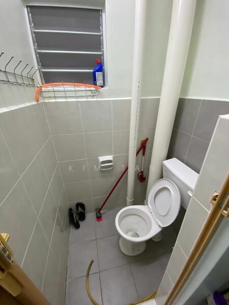 Apartment for Sale at Pangsapuri Rimbun - Kim Tan - Bathroom - PropertyGuru.com.my