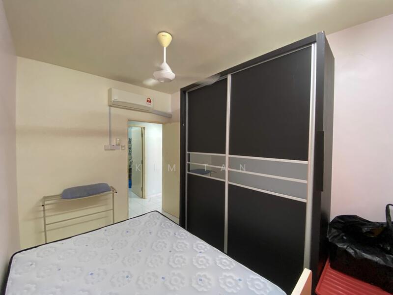 Apartment for Sale at Pangsapuri Rimbun - Kim Tan - Bedroom - PropertyGuru.com.my