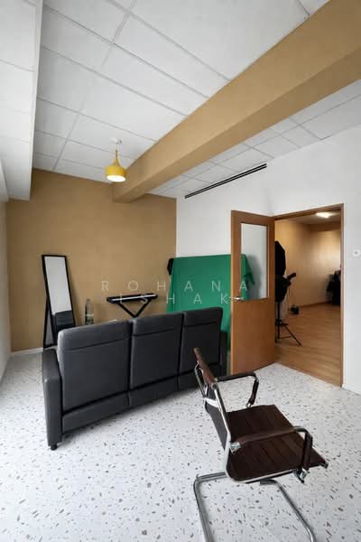 Shop for Rent in Puncak Alam (Selangor) - Rohana Ishak - Interior - PropertyGuru.com.my