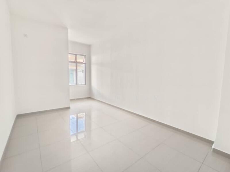 2-storey Terraced House for Sale in Taman Bestari Indah (Ulu Tiram) - Victor Lim - PropertyGuru.com.my