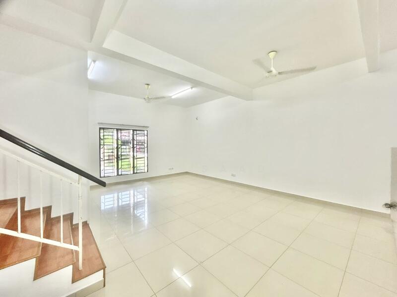 2-storey Terraced House for Sale in Taman Sutera (Kajang) - Alif Saad - Living Room - PropertyGuru.com.my