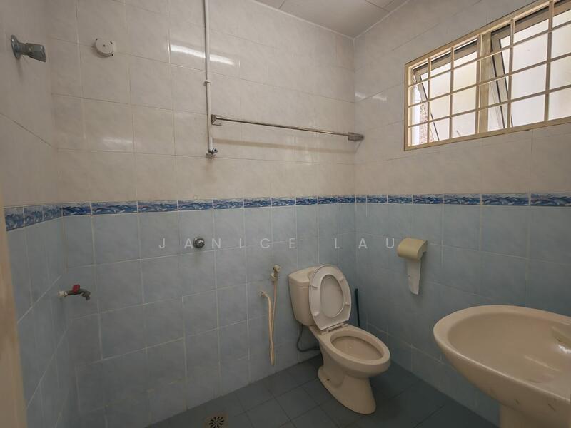 2-storey Terraced House for Sale in Taman Bukit Permai (Kajang) - Janice Lau - Bathroom - PropertyGuru.com.my