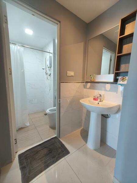 Service Residence for Sale at Country Garden Central Park - Mindy Lee - Bathroom - PropertyGuru.com.my
