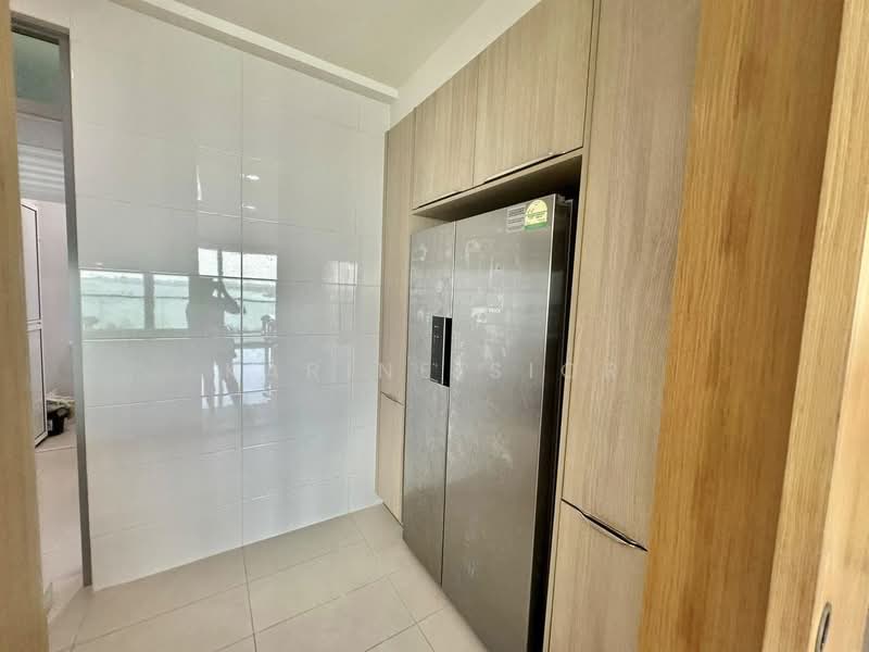Service Residence for Sale at Southern Marina Residences - Karine Sior - Kitchen - PropertyGuru.com.my